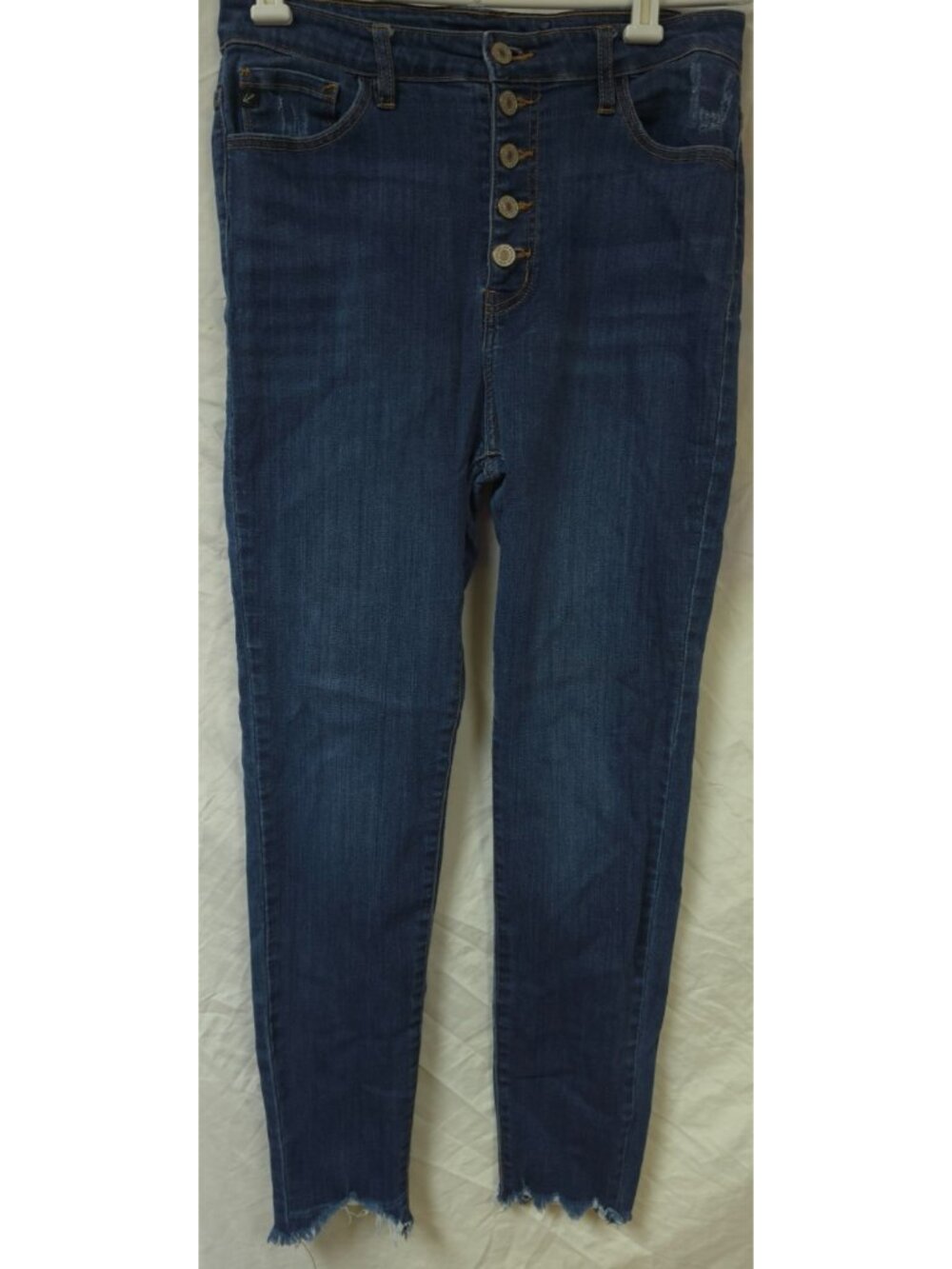 KanCan Estilo Women JR 13/30 High Rise Button Fly Raw Hem Distressed Jeans 30x28